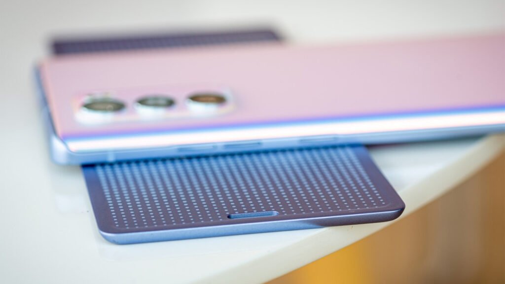 LG to quit making Phones